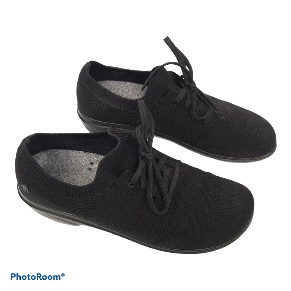 Klogs Glide work sneakers SZ 11M